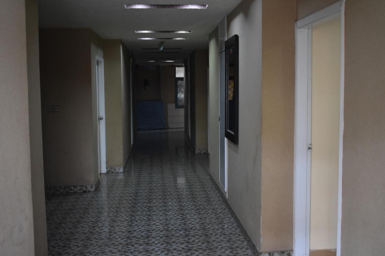 Hotel Sky Inn Равалпинди Екстериор снимка